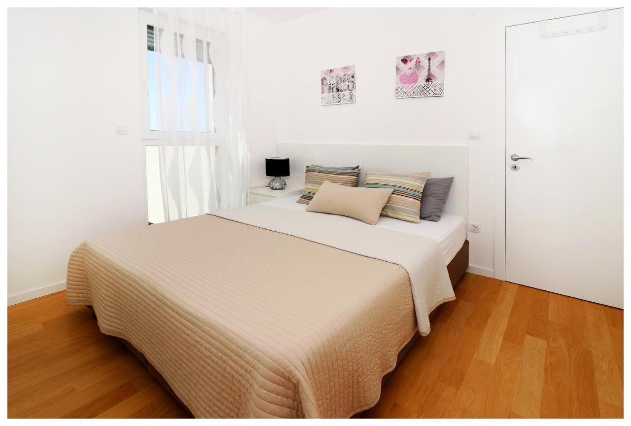 Royal Primosten Apartment Luaran gambar